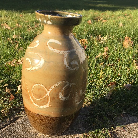 Other - Excellent condition clay vase